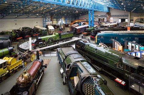 National Railway Museum: Sateentekijöiden ja rautatieharrastajien unelma-adressi!