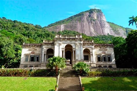 Parque Lage: TaidellisestiInclined Oasis Rio de Janeirossa!